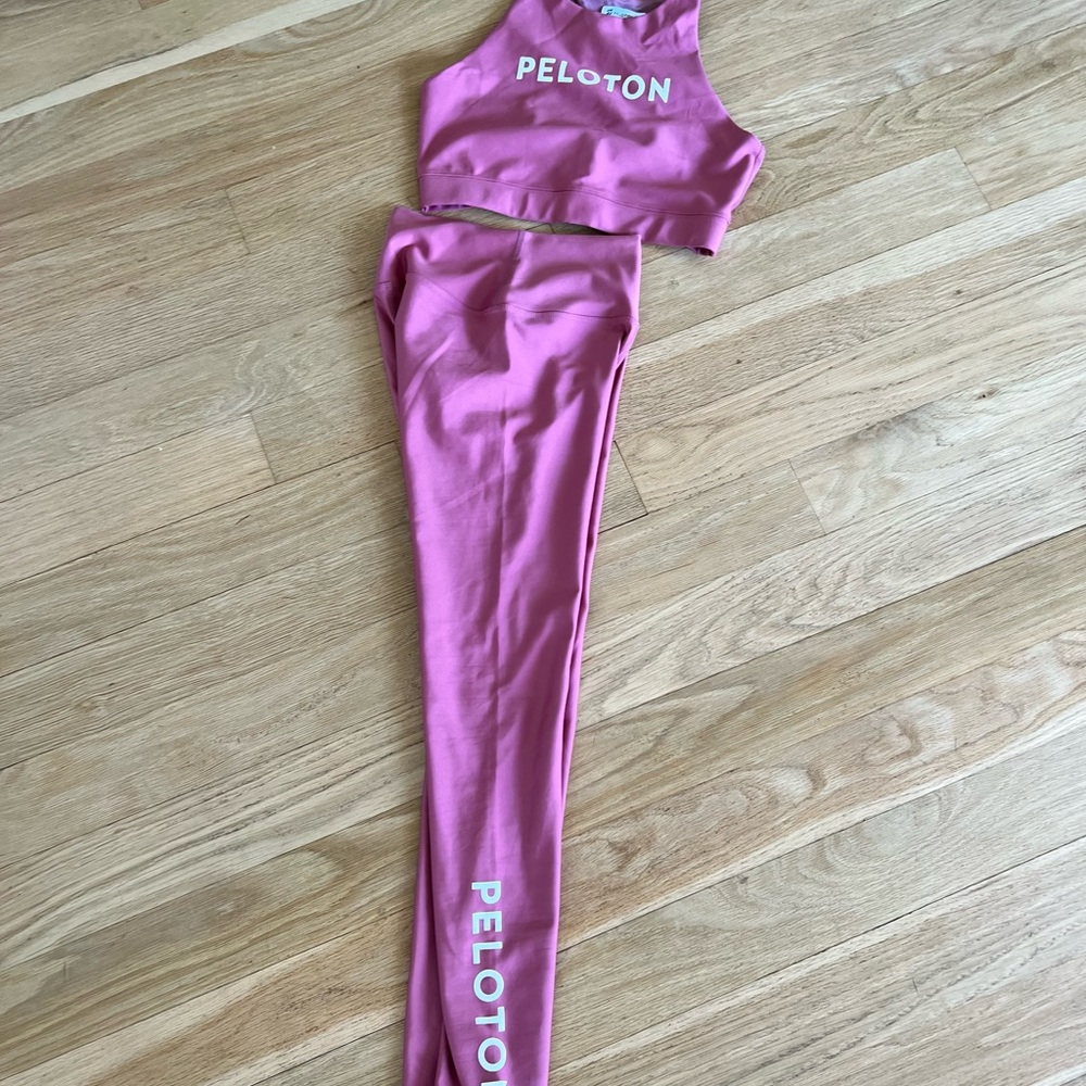 Peloton set - Picture 3 of 3